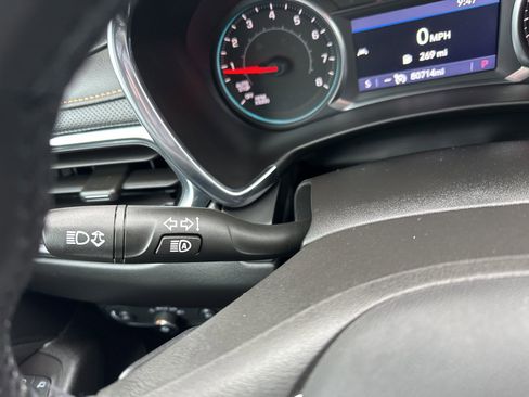 Used 2021 Chevrolet Equinox Premier w/ Redline Edition image 47