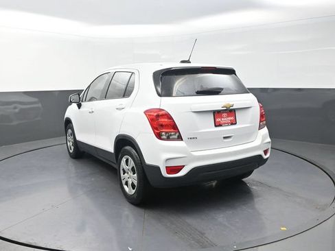 Used 2018 Chevrolet Trax LS FWD image 6
