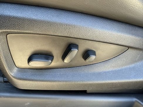 Certified 2018 GMC Yukon Denali w/ Denali Ultimate Package image 12