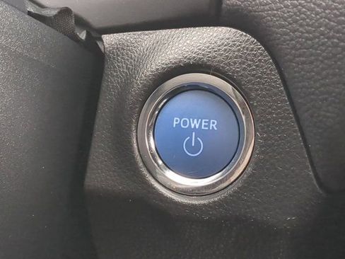 Used 2022 Toyota RAV4 Limited image 28