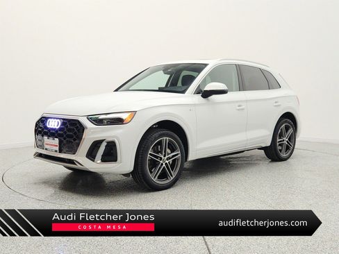 Used 2025 Audi Q5 e Premium AWD/4WD image 1