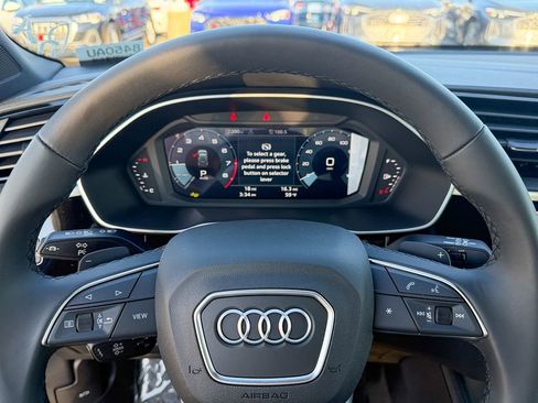 New 2025 Audi Q3 2.0T Premium image 15