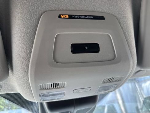 New 2026 Ford Transit 250 148 Medium Roof w/ Load Area Protection Package RWD image 31