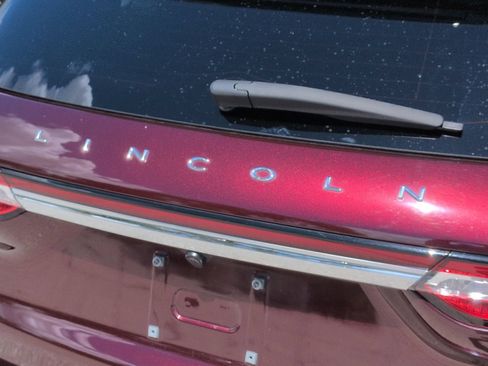 Used 2020 Lincoln Corsair Reserve w/ Equipment Group 202A AWD/4WD image 16