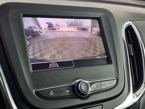 Used 2022 Chevrolet Equinox LT image 21