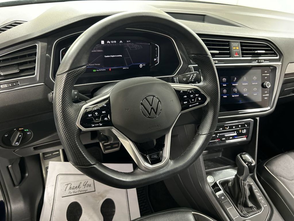 Certified 2023 Volkswagen Tiguan SEL R-Line AWD/4WD image 4