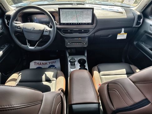 New 2026 Ford Bronco Sport Outer Banks w/ Outer Banks Tech Package+ AWD/4WD image 26