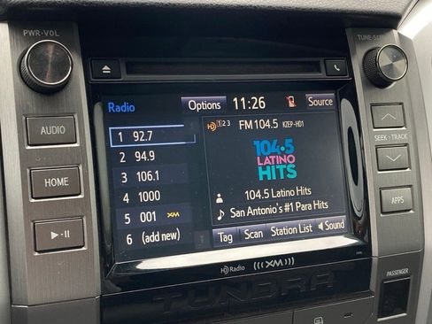 Used 2015 Toyota Tundra SR5 w/ Tow Package image 19