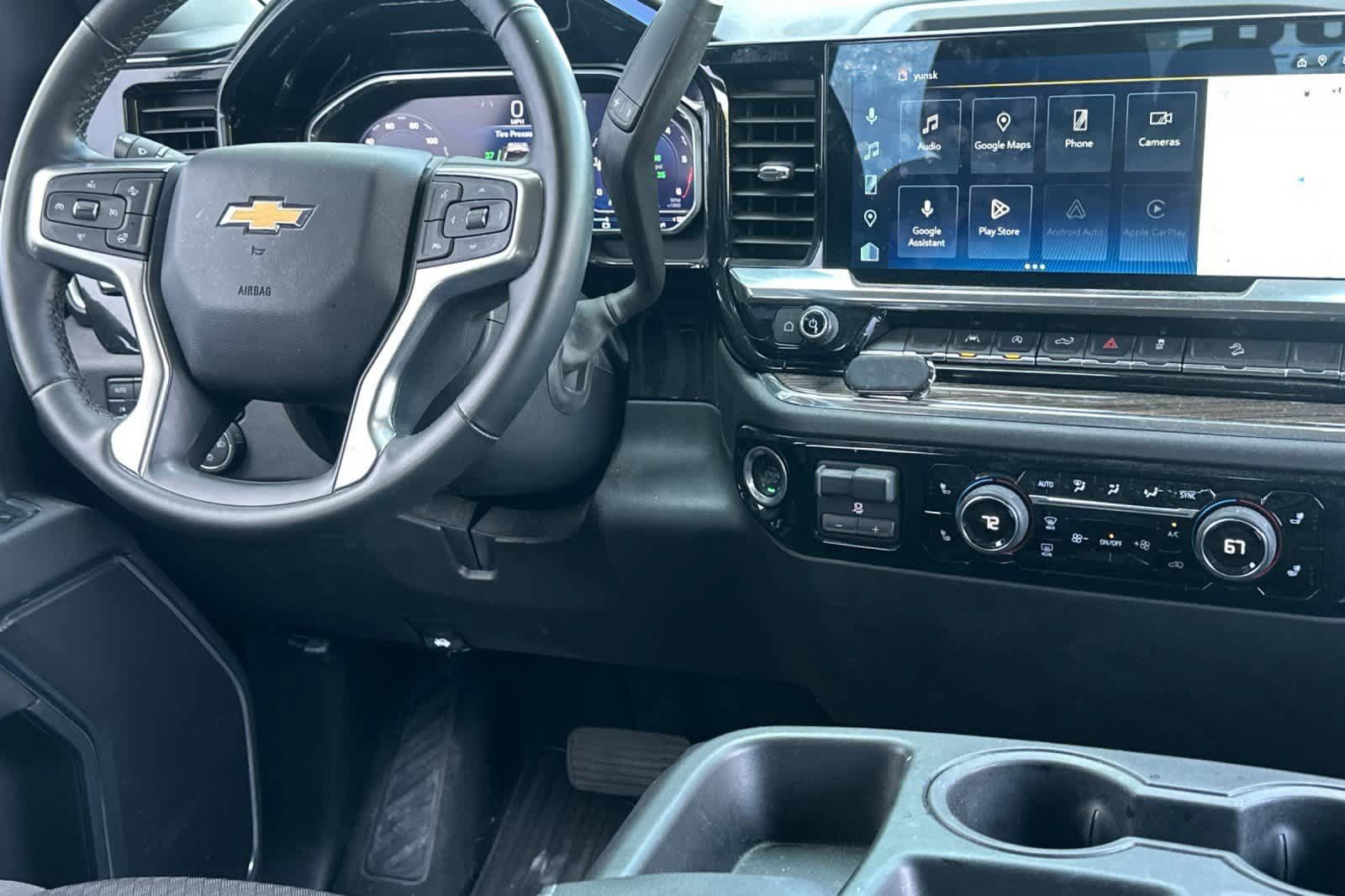 Used 2024 Chevrolet Silverado 1500 LT w/ Z71 Off-Road Package AWD/4WD image 16