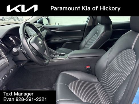 Used 2024 Toyota Camry SE image 18