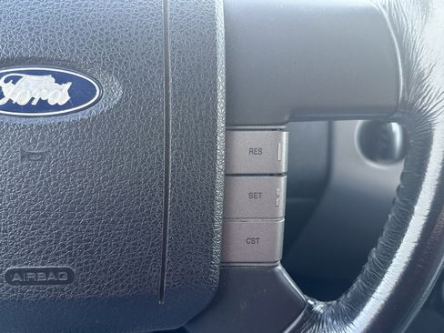 Used 2004 Ford F150 XLT image 23