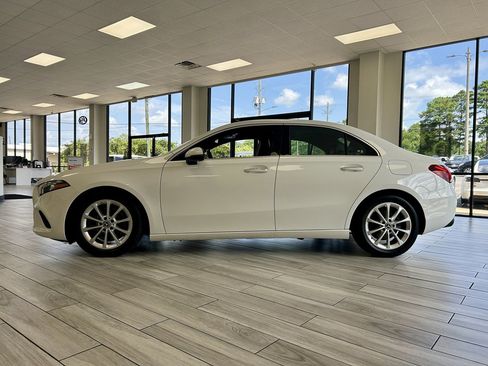 Used 2021 Mercedes-Benz A 220 image 4