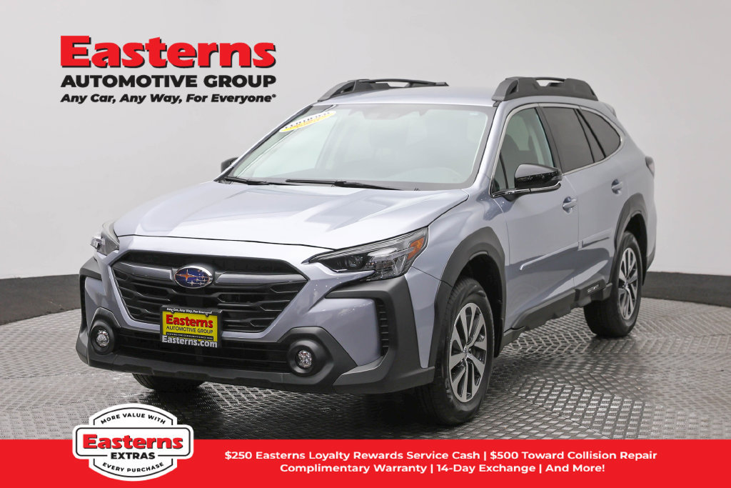 Used 2025 Subaru Outback Limited AWD/4WD image 1