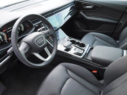 Used 2022 Audi Q7 3.0T Premium AWD/4WD image 9