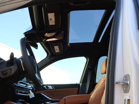 New 2026 BMW X5 xDrive40i w/ Climate Comfort Package image 41