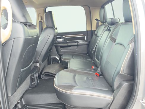 Used 2022 RAM 2500 Laramie AWD/4WD image 19