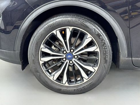 Used 2021 Ford Escape SE w/ SE Sport Appearance Package AWD/4WD image 10