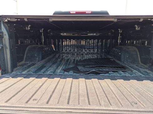Used 2025 Chevrolet Silverado 1500 Custom Trail Boss AWD/4WD image 25