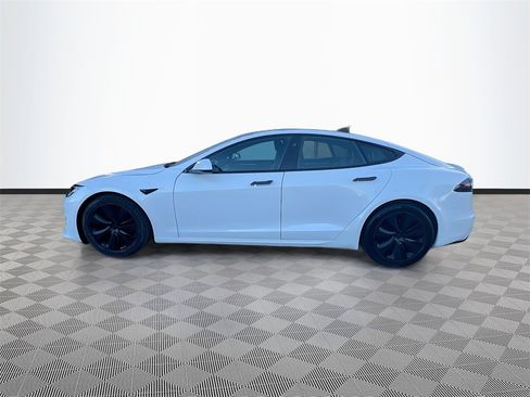 Used 2022 Tesla Model S image 4