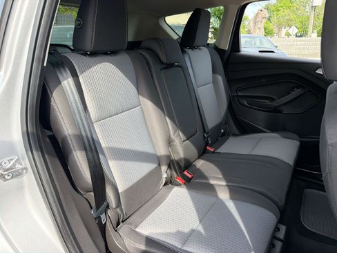Used 2017 Ford Escape SE AWD/4WD image 24