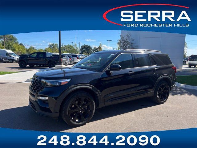 Used 2023 Ford Explorer ST-Line AWD/4WD image 1
