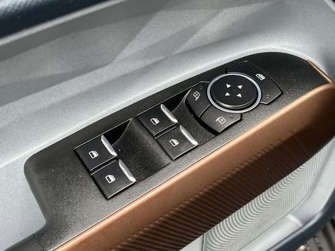 Used 2022 Ford Maverick Lariat image 20