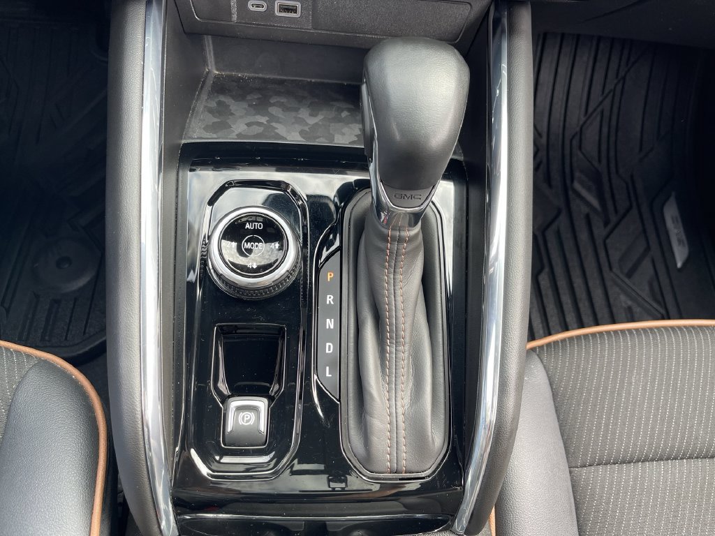 Certified 2024 GMC Canyon AT4 AWD/4WD image 16