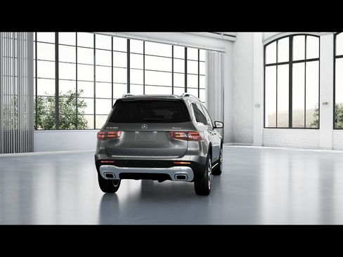 New 2026 Mercedes-Benz GLB 250 4MATIC image 19