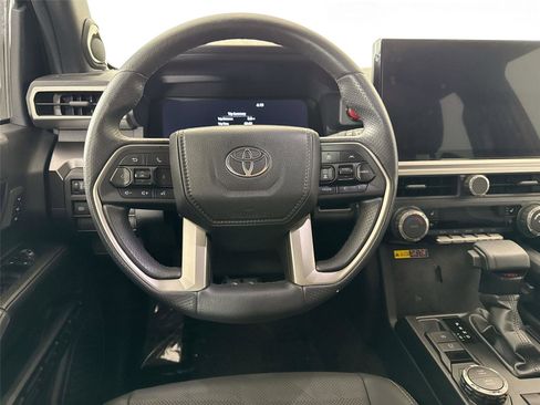 Used 2025 Toyota 4Runner TRD Sport Premium RWD image 32