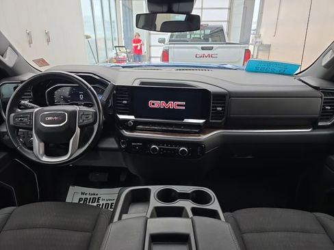 Used 2022 GMC Sierra 1500 Elevation image 12