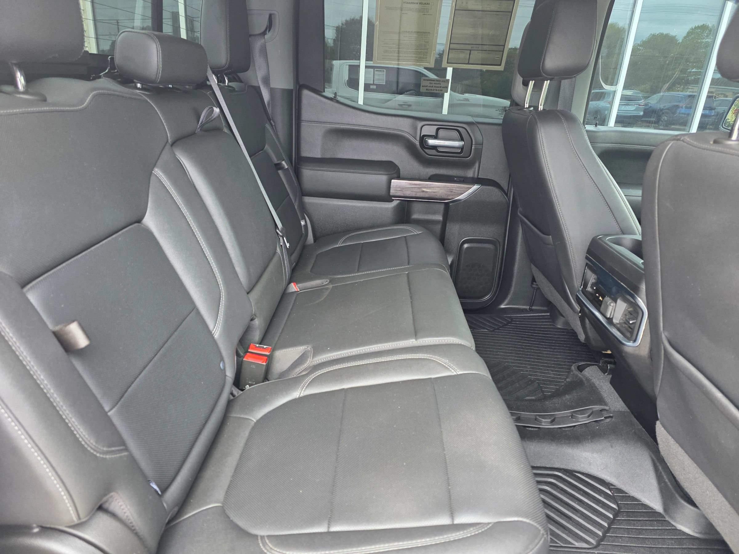 Used 2022 Chevrolet Silverado 1500 LTZ w/ LTZ Premium Package AWD/4WD image 9