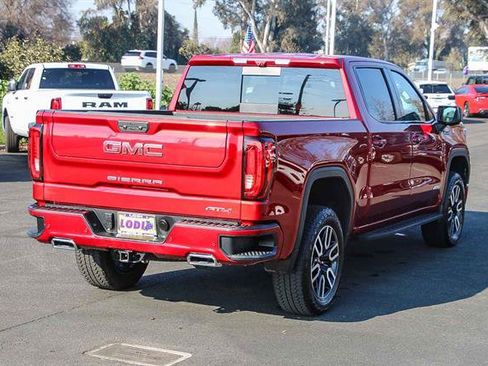 Used 2025 GMC Sierra 1500 AT4 w/ AT4 Premium Package image 4