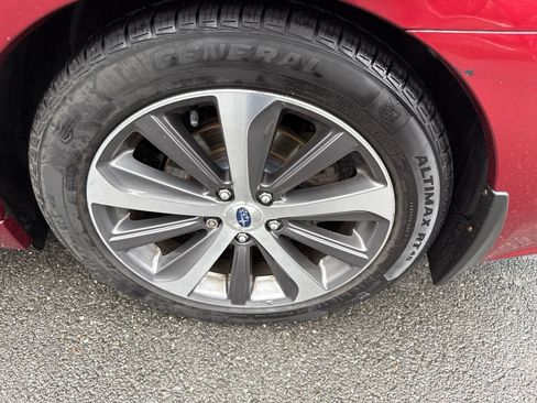 Used 2017 Subaru Legacy 3.6R Limited AWD/4WD image 10