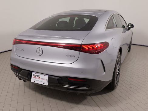 Used 2023 Mercedes-Benz EQS 580 4MATIC Sedan image 14