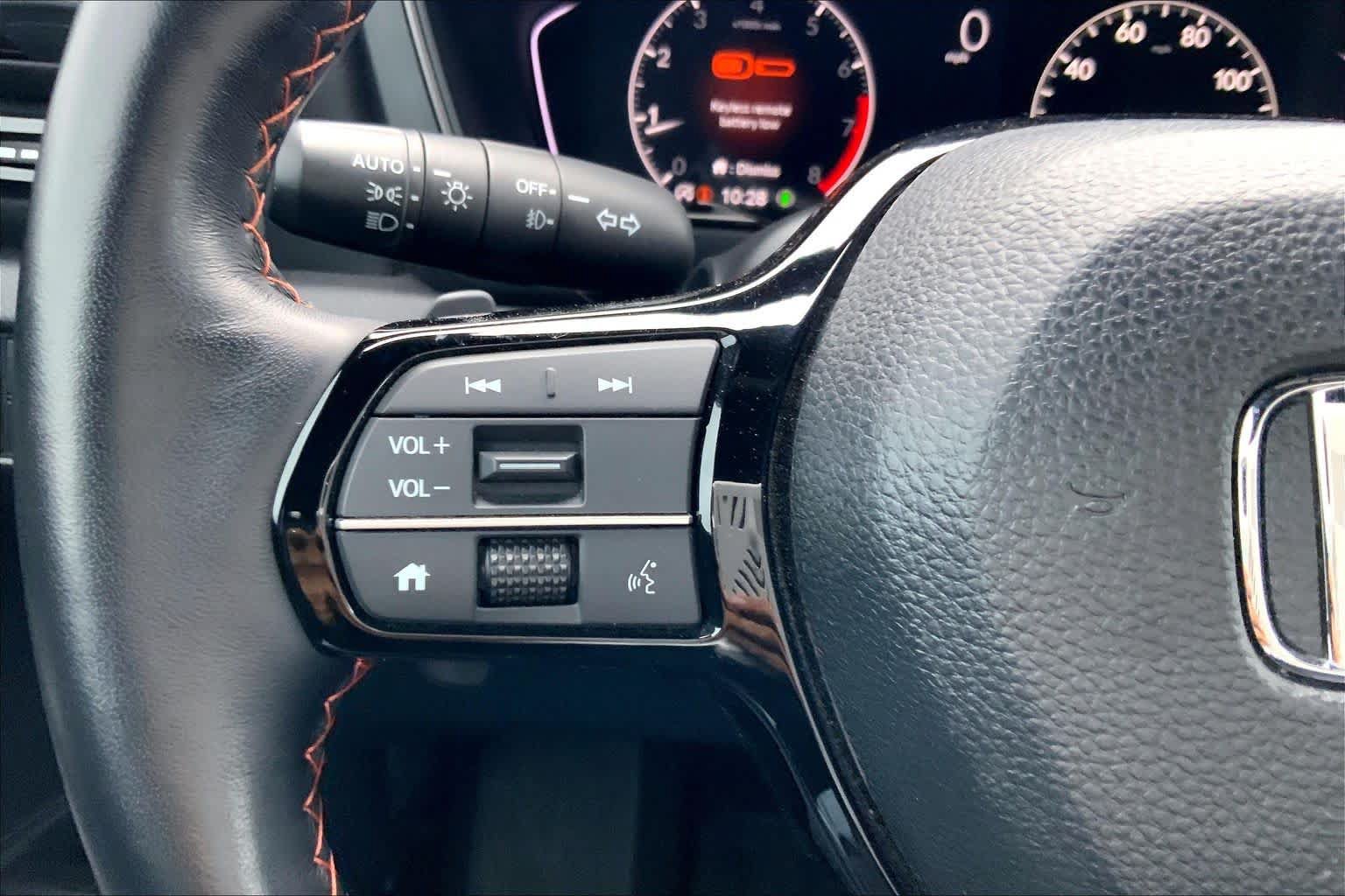 Used 2024 Honda Pilot TrailSport image 24