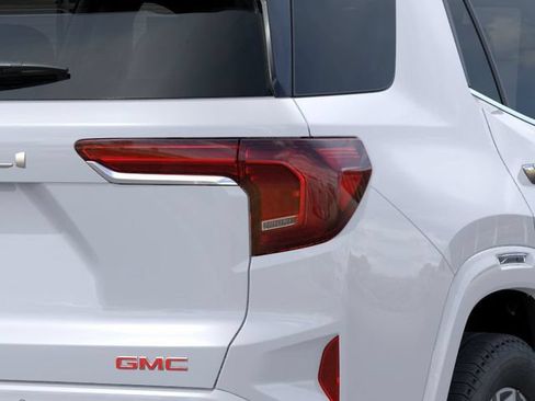 New 2026 GMC Terrain Denali AWD/4WD image 11
