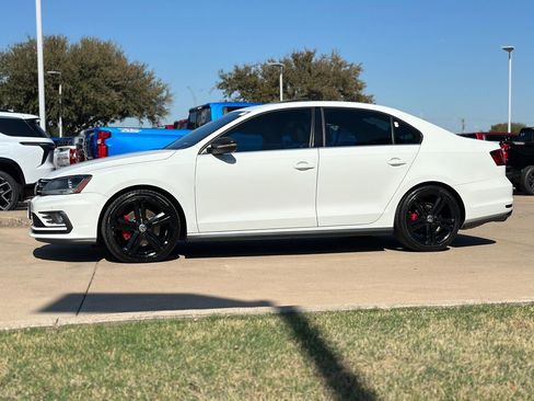 Used 2017 Volkswagen Jetta GLI image 20