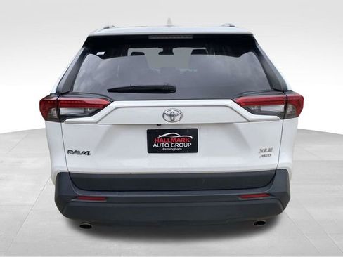 Used 2024 Toyota RAV4 XLE image 3