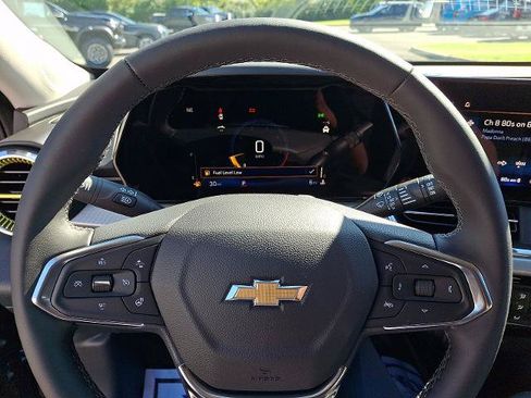 New 2026 Chevrolet Trax LT w/ Driver Confidence Package FWD image 10