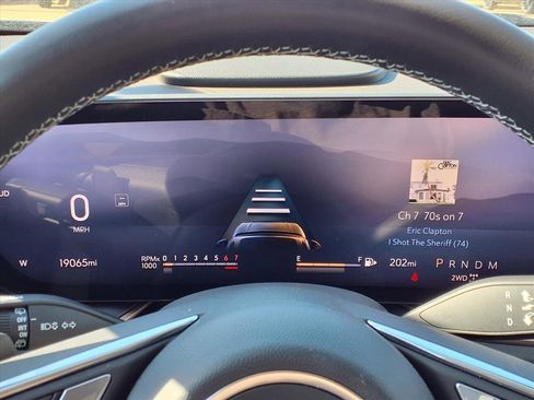 Used 2025 Buick Envision Sport Touring image 23