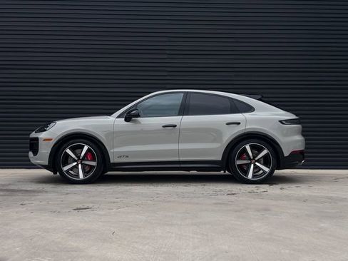 New 2026 Porsche Cayenne GTS AWD/4WD image 2