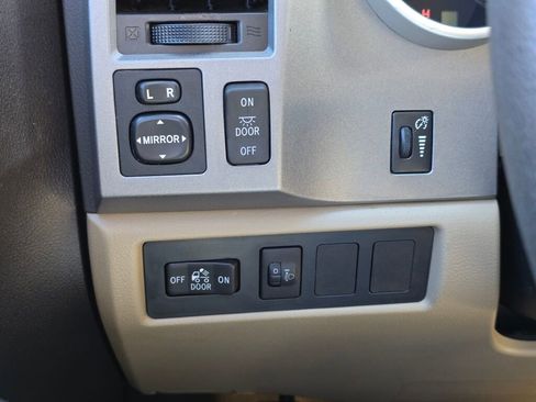 Used 2011 Toyota Tundra 2WD Double Cab w/ Tow Pkg image 25