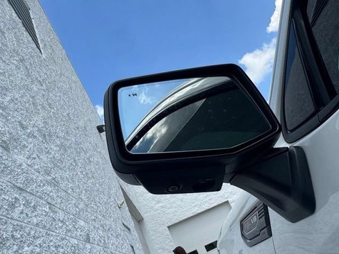 Used 2022 GMC Sierra 1500 AT4X AWD/4WD image 17