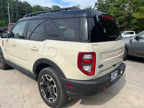 Used 2024 Ford Bronco Sport Outer Banks w/ Tech Package AWD/4WD image 9
