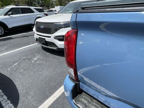 Used 2019 Toyota Tacoma TRD Sport image 12