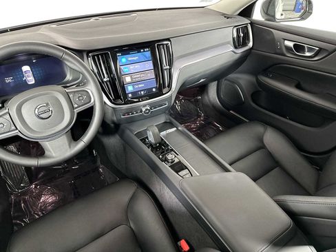 Used 2025 Volvo S60 B5 Core image 21