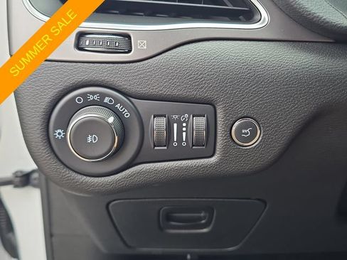 Certified 2022 Jeep Cherokee Latitude Lux FWD image 20