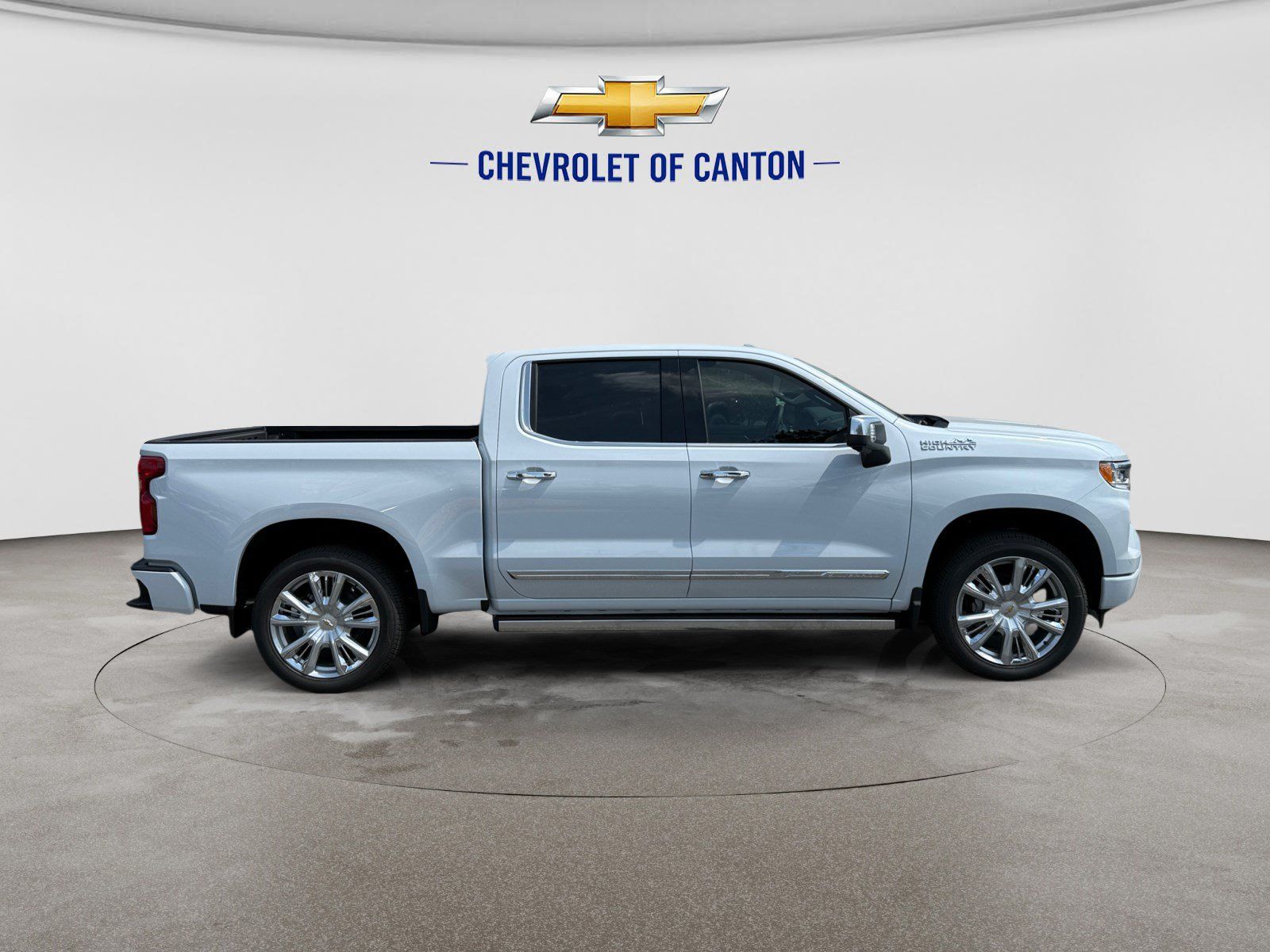 New 2026 Chevrolet Silverado 1500 High Country w/ Technology Package AWD/4WD image 5