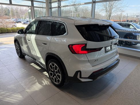 New 2026 BMW X1 xDrive28i w/ Technology Package AWD/4WD image 4