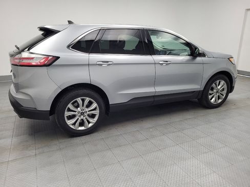 Used 2024 Ford Edge Titanium image 10